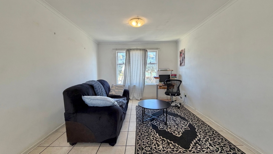2 Bedroom Property for Sale in Guldenland Western Cape